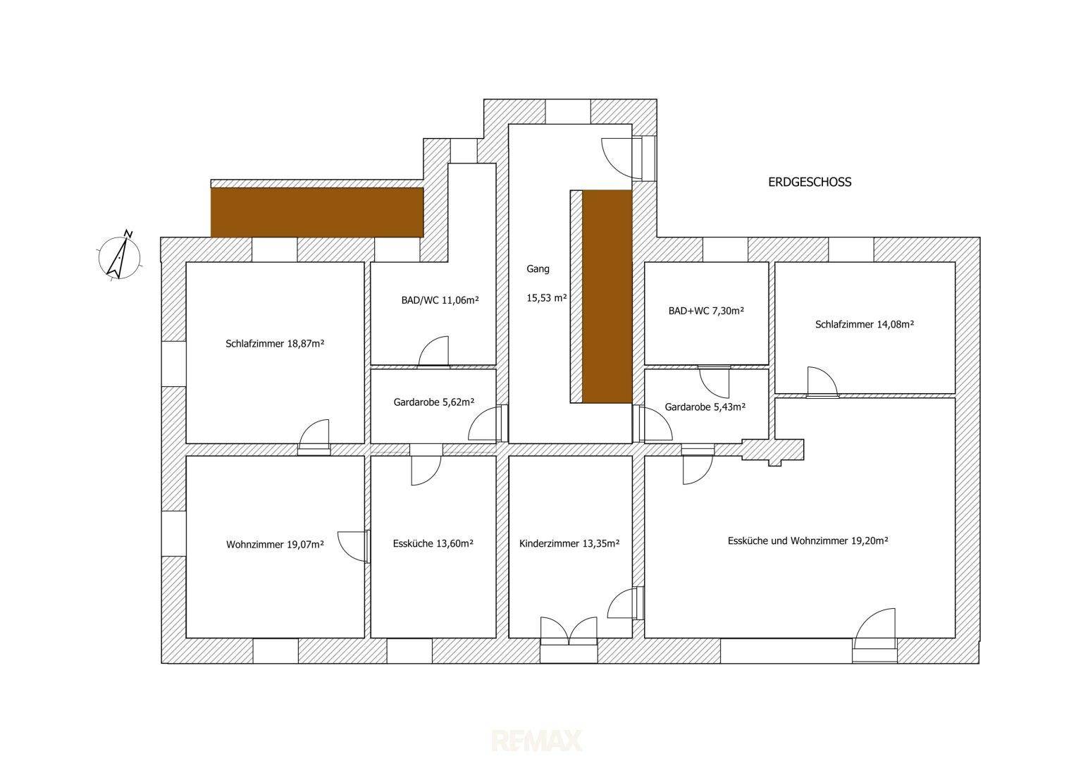 Grundriss des Erdgeschosses mit mehreren Schlafzimmern, Wohnzimmer, Essküche und zwei Bädern.