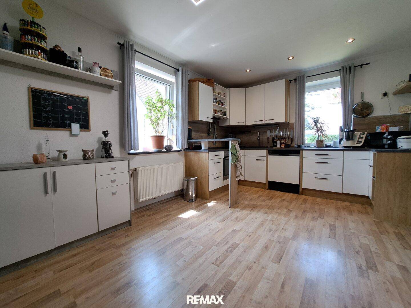 Großzügiges saniertes Wohnhaus, teilbar in 2 Einheiten - Ansicht 6