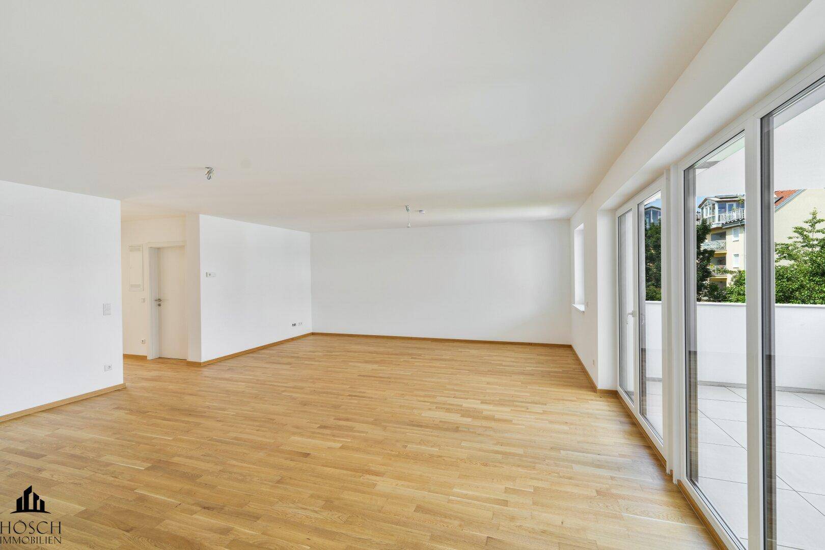 https://pictures.immobilienscout24.de/prod.www.immobilienscout24.at/pictureserver/loadPicture?q=70&id=012.0015I00000htWKi-1720179738-a74b9ca36bc64f38b07ae409a31f955b