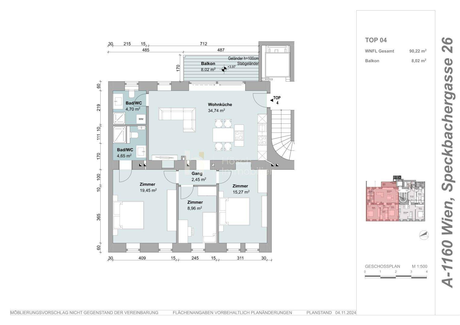 Grundriss der Wohnung TOP 04 mit großer Wohnküche, drei Zimmern, zwei Bädern und Balkon.