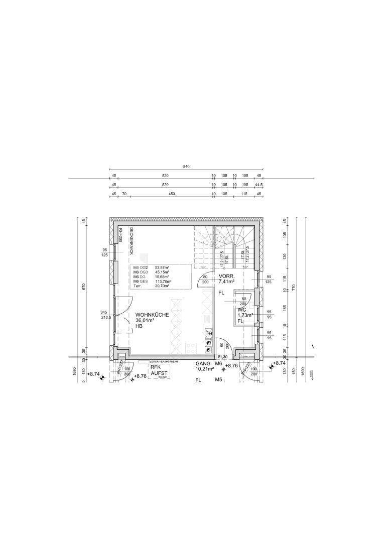 Grundrissplan mit offener Wohnküche, separatem WC und Treppenaufgang.