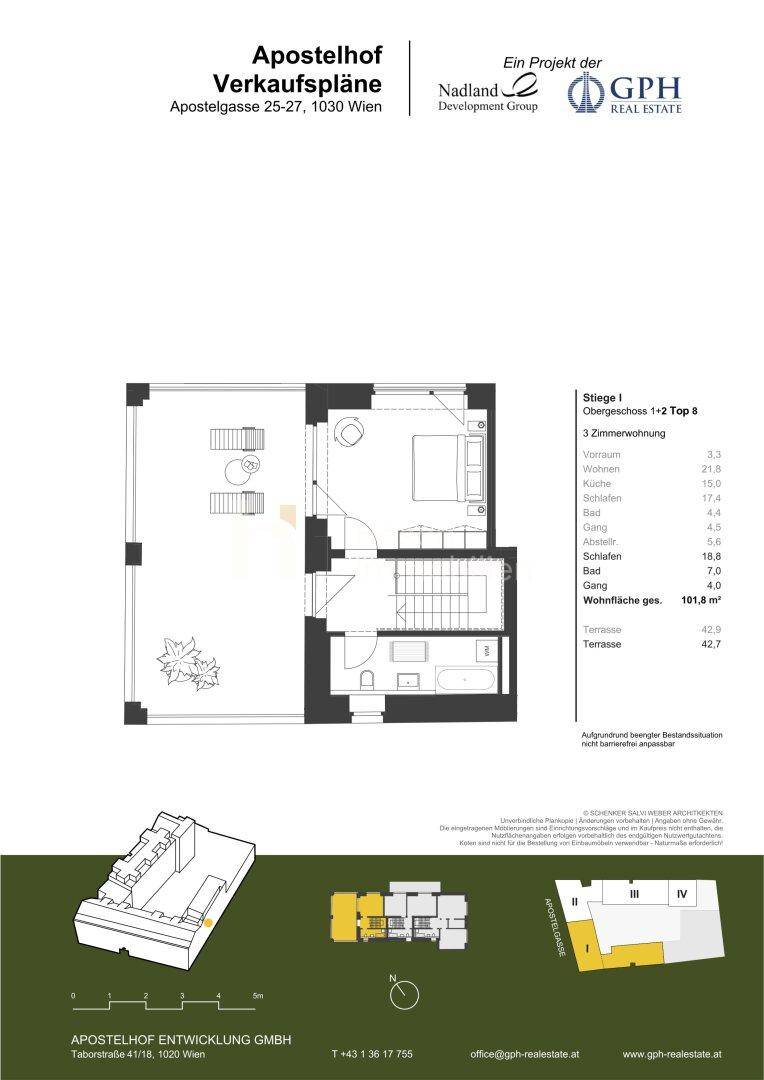 Grundriss des Obergeschosses mit Wohnbereich, Schlafzimmern und großer Terrasse.