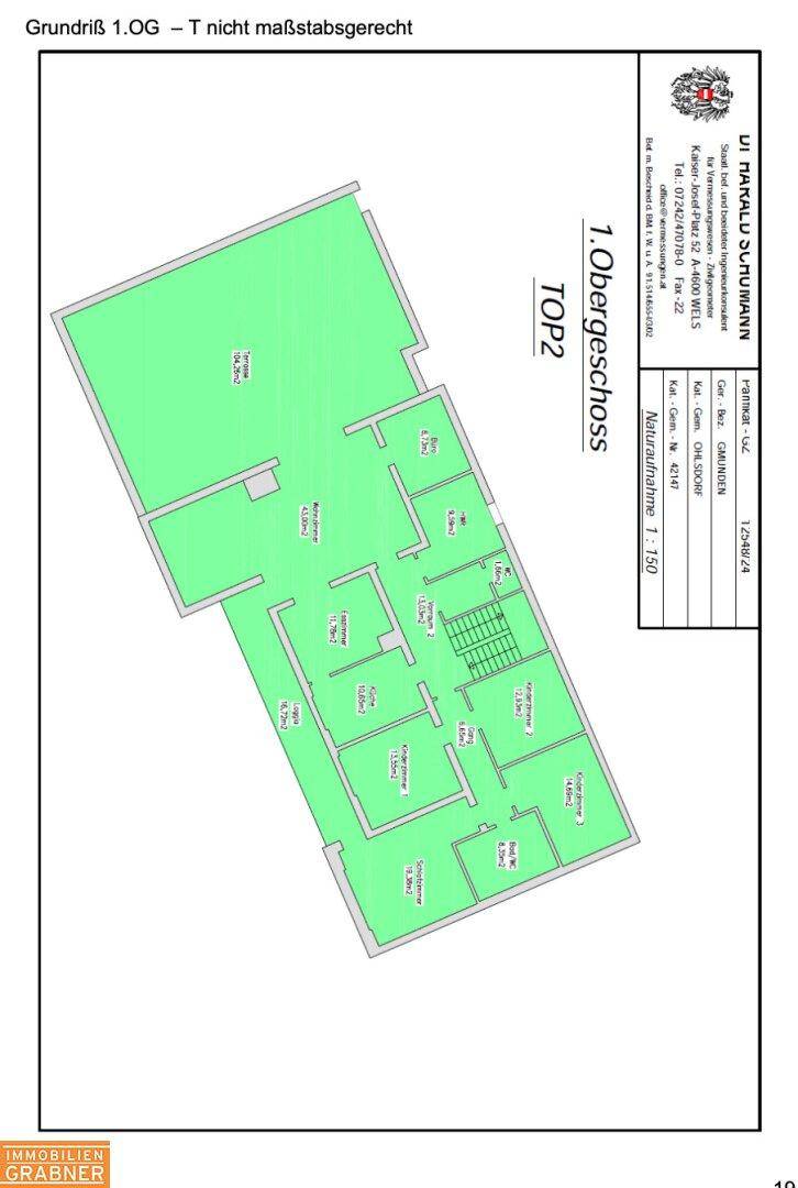 Grundriss des 1. Obergeschosses mit Raumaufteilung und Treppenhaus.