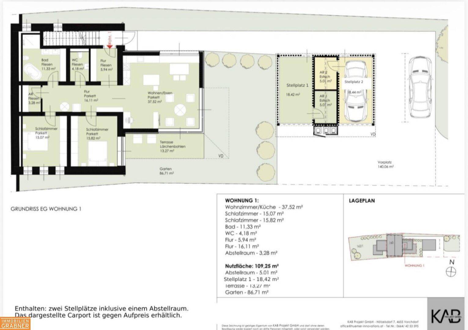 Grundriss der Wohnung im Erdgeschoss mit offenem Wohnbereich, Terrasse, Garten und Stellplätzen.