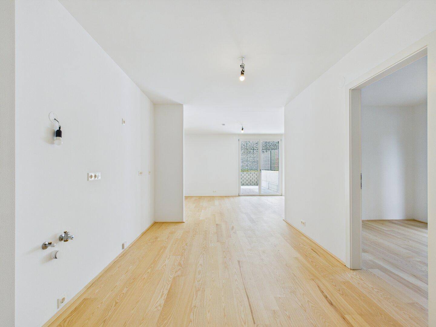 7- Zimmer Wohnung mit Möglichkeit zur Trennung | Klosterneuburg | Eigengarten und Terrasse - Ansicht 2
