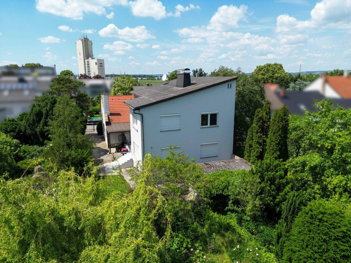 Grundstück mit Altbestand