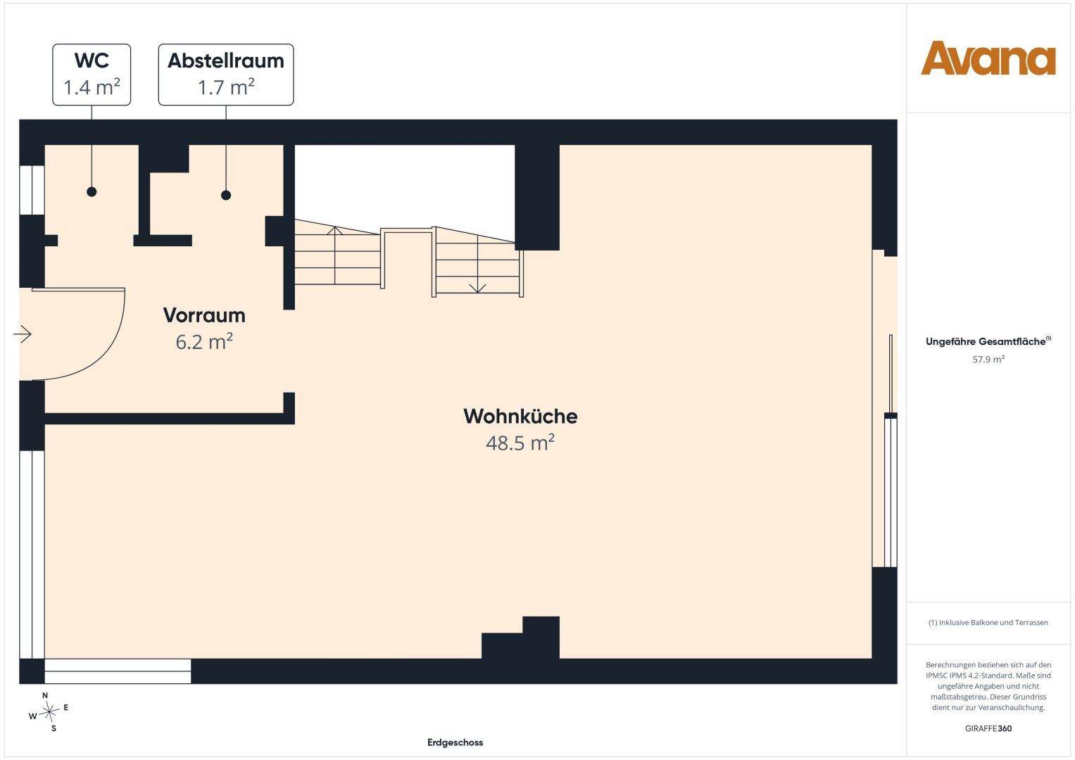 Grundriss des Erdgeschosses mit Wohnküche, WC und Abstellraum.