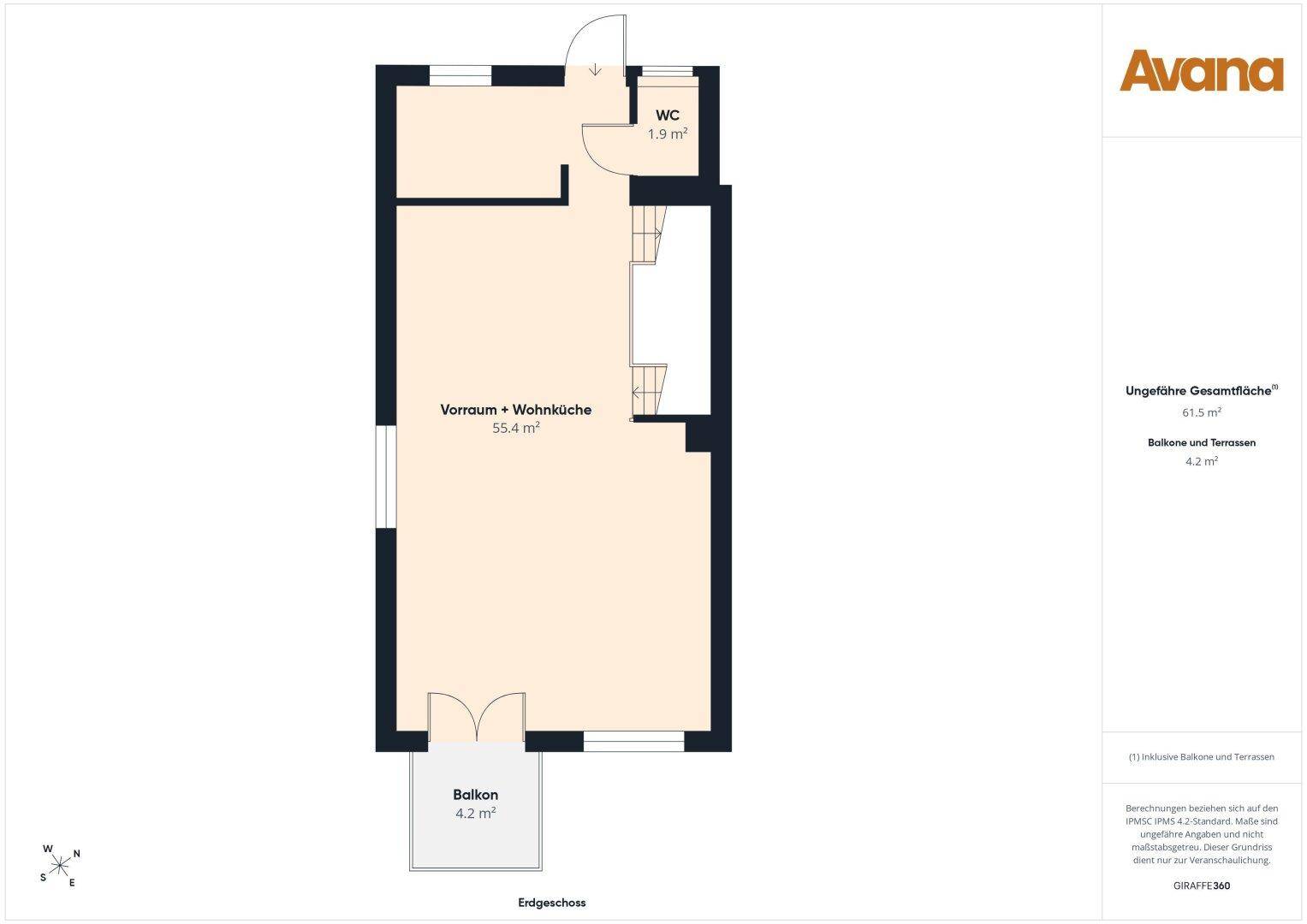 Grundriss des Erdgeschosses mit Vorraum, Wohnküche, WC und Zugang zum Balkon.
