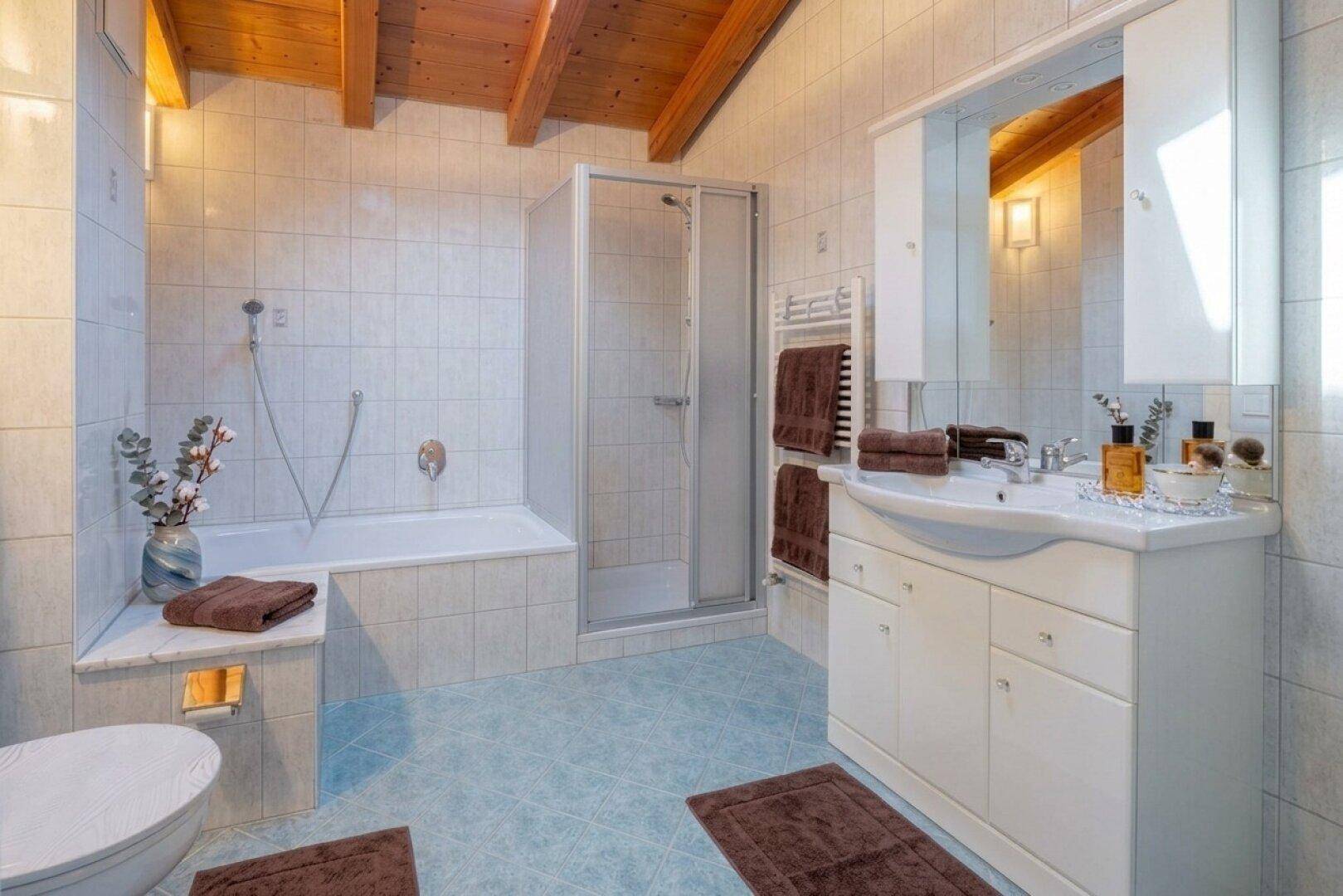 Ellmau-am-Wilden-Kaiser-Mietwohnung-Badezimmer