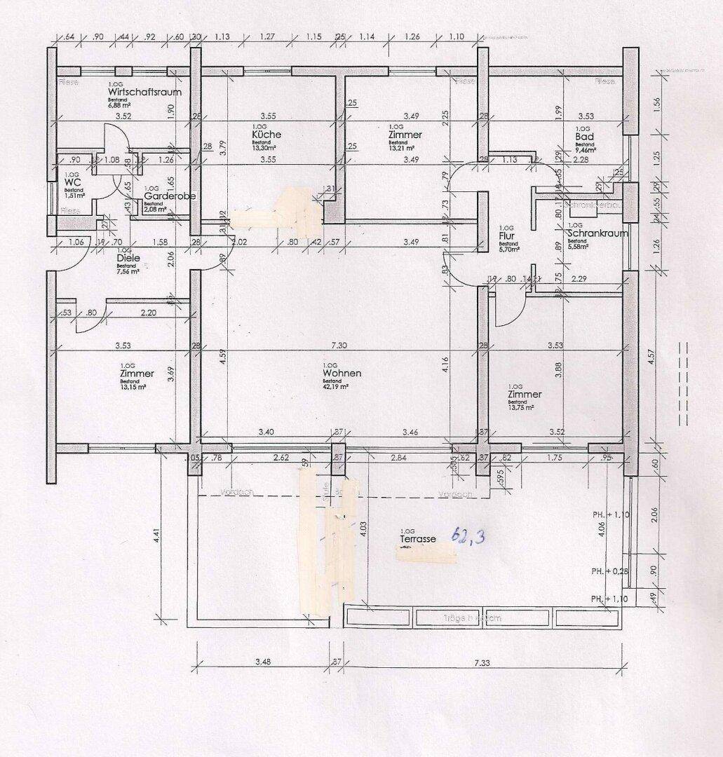 Detaillierter Grundriss mit Raumaufteilung und Maßen für die gesamte Wohnung.