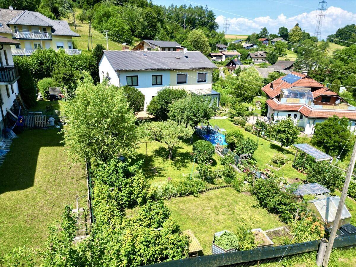 Gepflegte Doppelhaushälfte mit Traumgarten in ruhiger Lage von Viktring - Ansicht 3