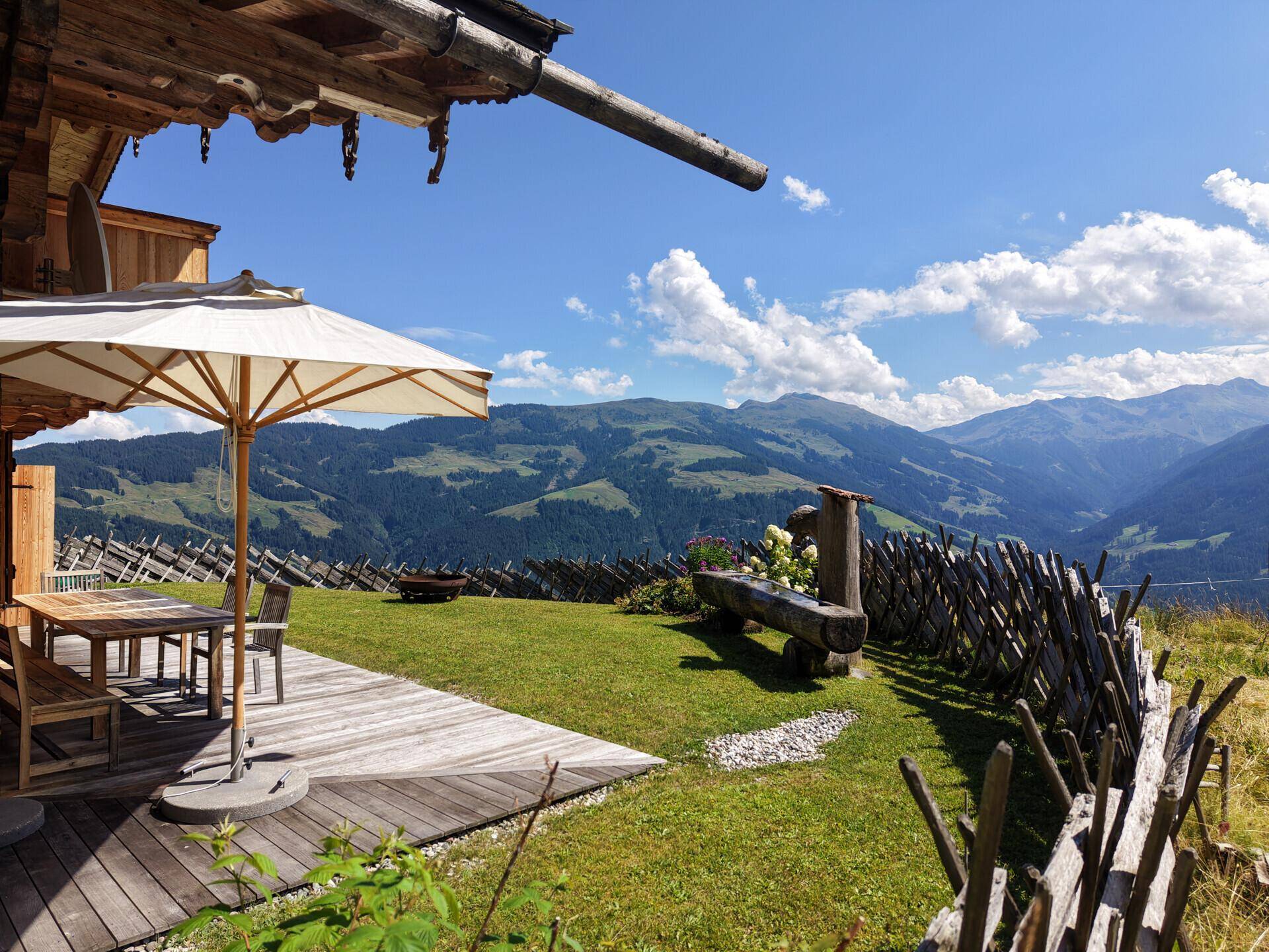 Terasse mit Freiblick