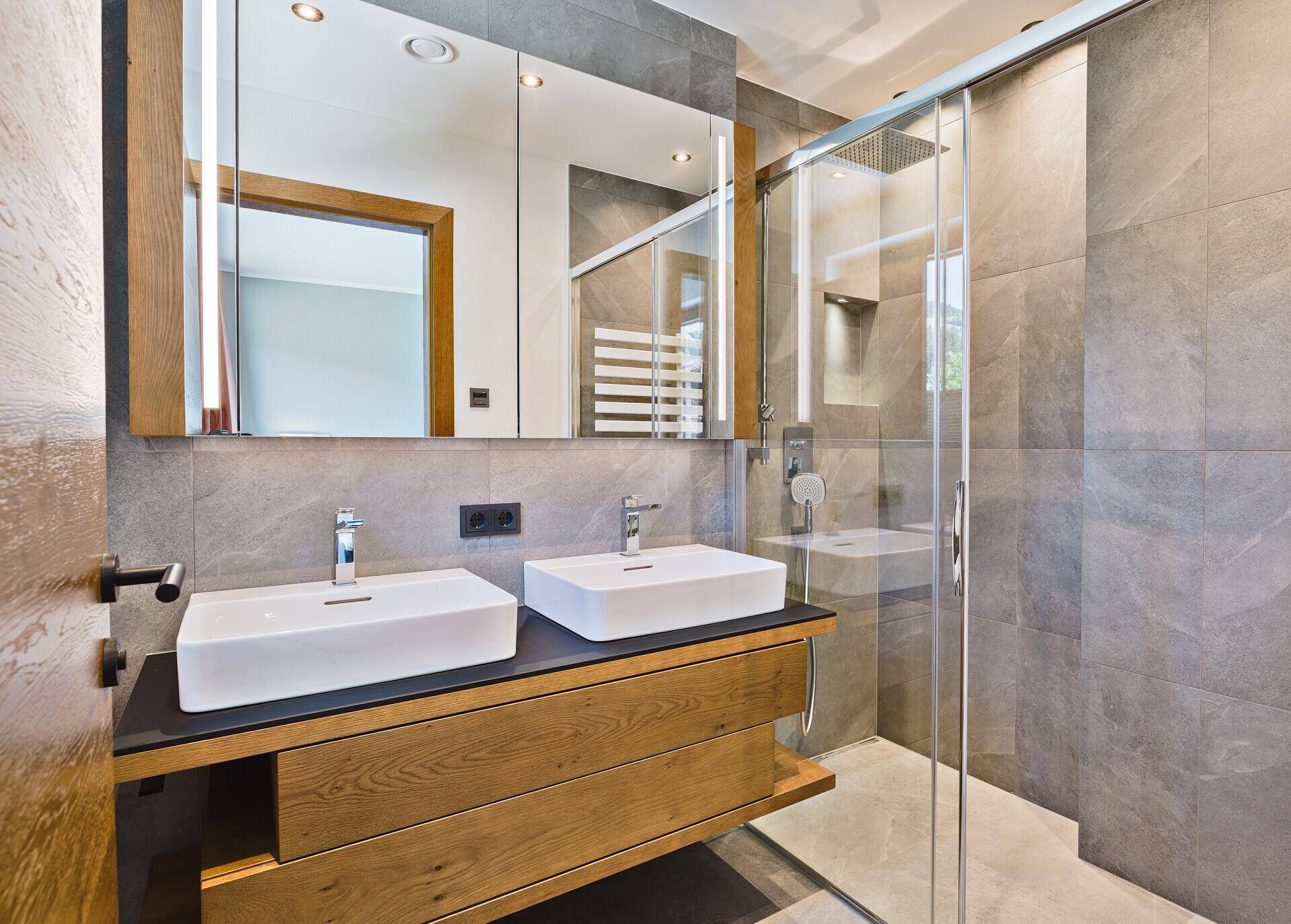 ein weiteres Badezimmer