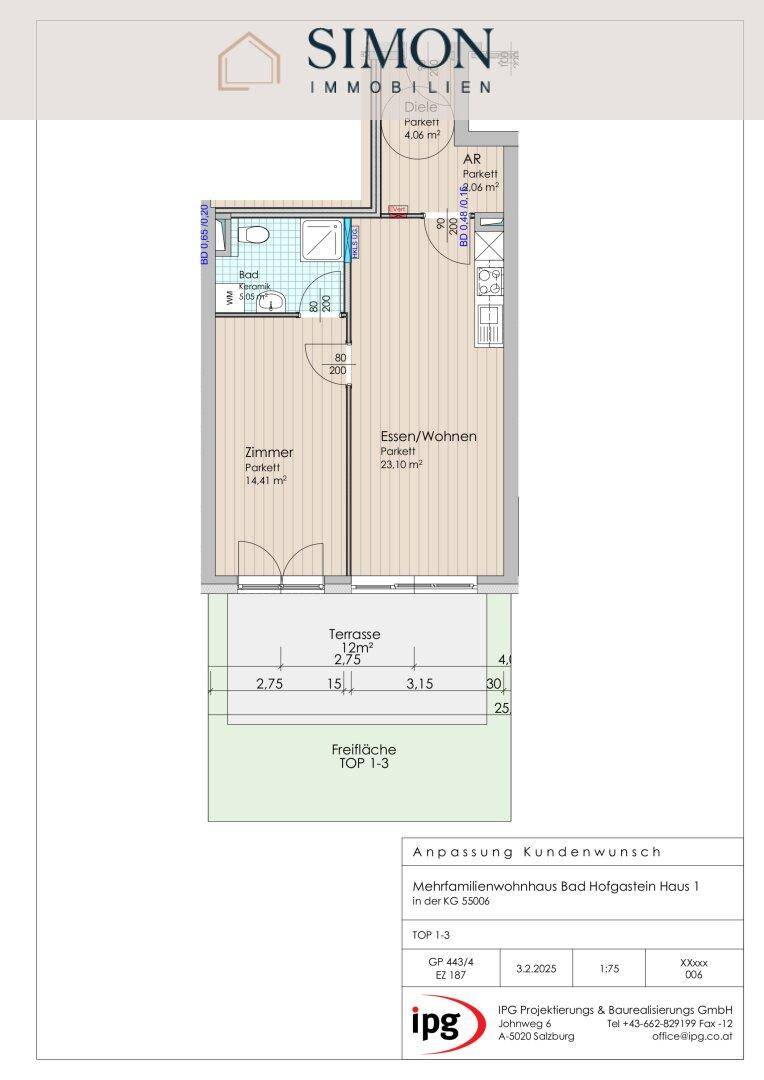 Detaillierter Grundriss einer Wohnung mit einem Zimmer, offenem Wohnbereich und einer Terrasse.