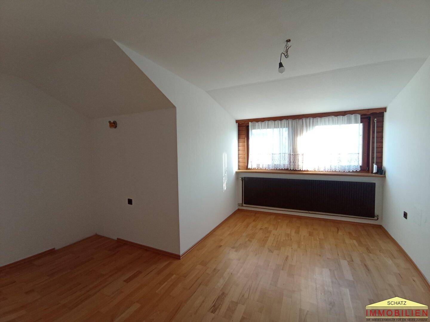 https://pictures.immobilienscout24.de/prod.www.immobilienscout24.at/pictureserver/loadPicture?q=70&id=012.0015I00000iP0Ud-1727759565-4321fd6d59e84af993140f7bfc300ba7