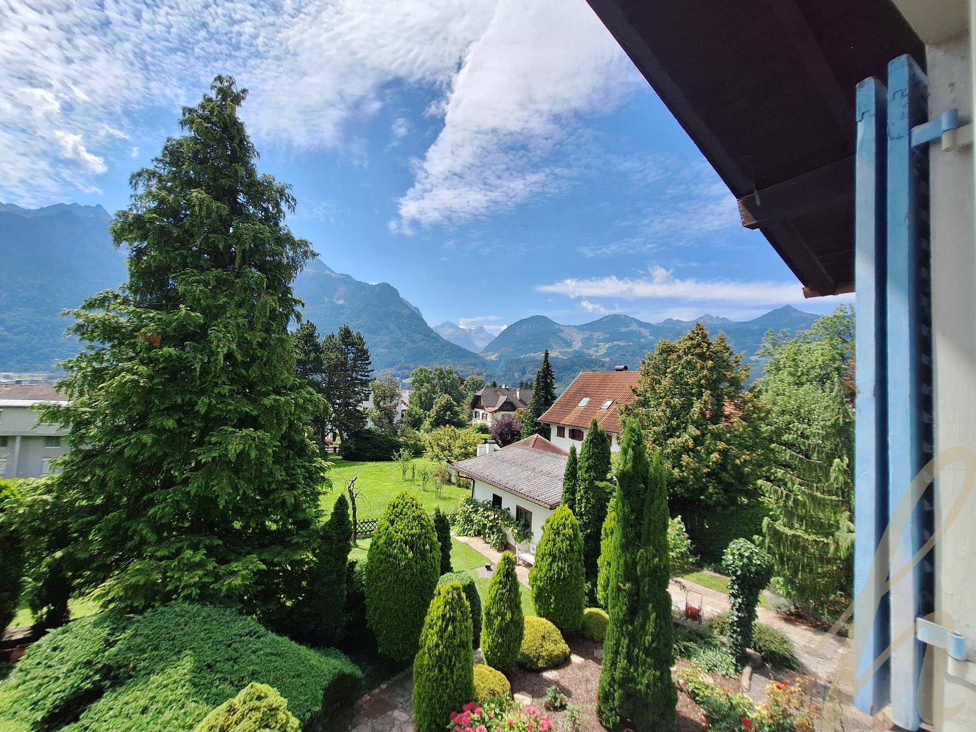 BLUDENZ Panoramablick vom DG - Petra Huber Immobilien TIROL und VORARLBERG