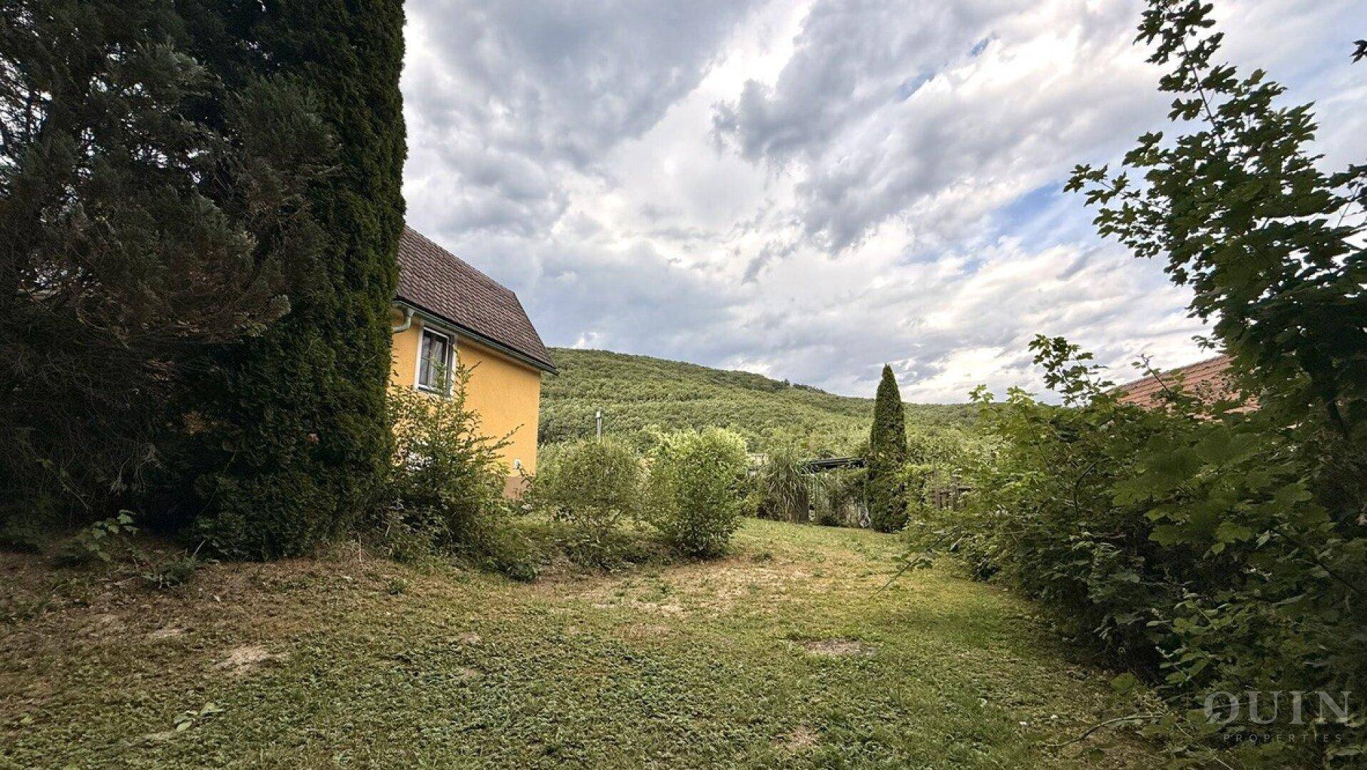 Charmantes Kleingartenhaus in idyllischer Grünruhelage – Wohnen im Grünen im 14. Bezirk - Widok 2
