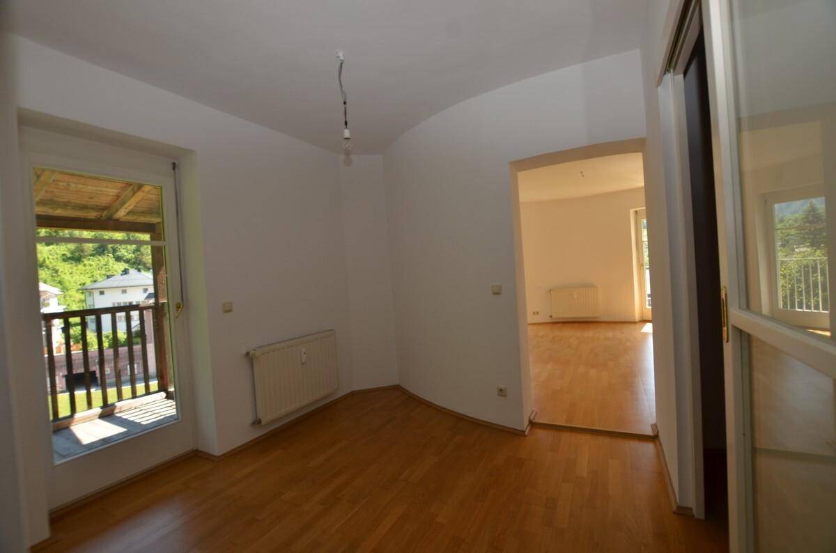 Essplatz Zugang Wohnzimmer und Balkon