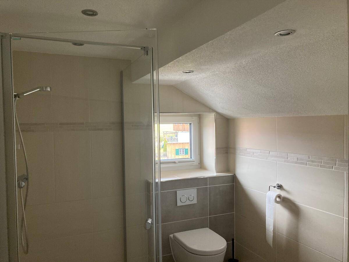 Dusche/WC im DG