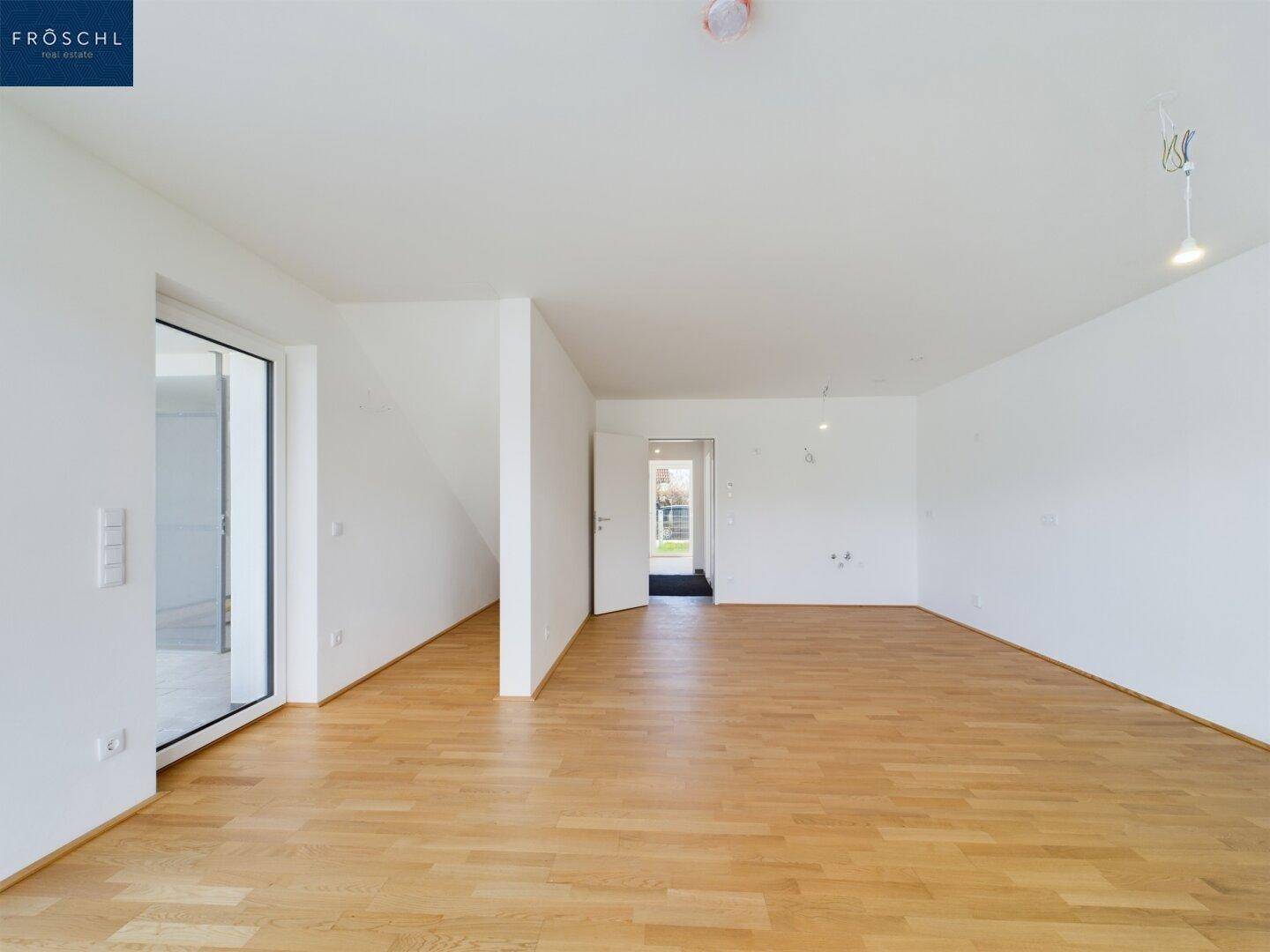 Wohnküche mit ca 35 m² - Ansicht 2