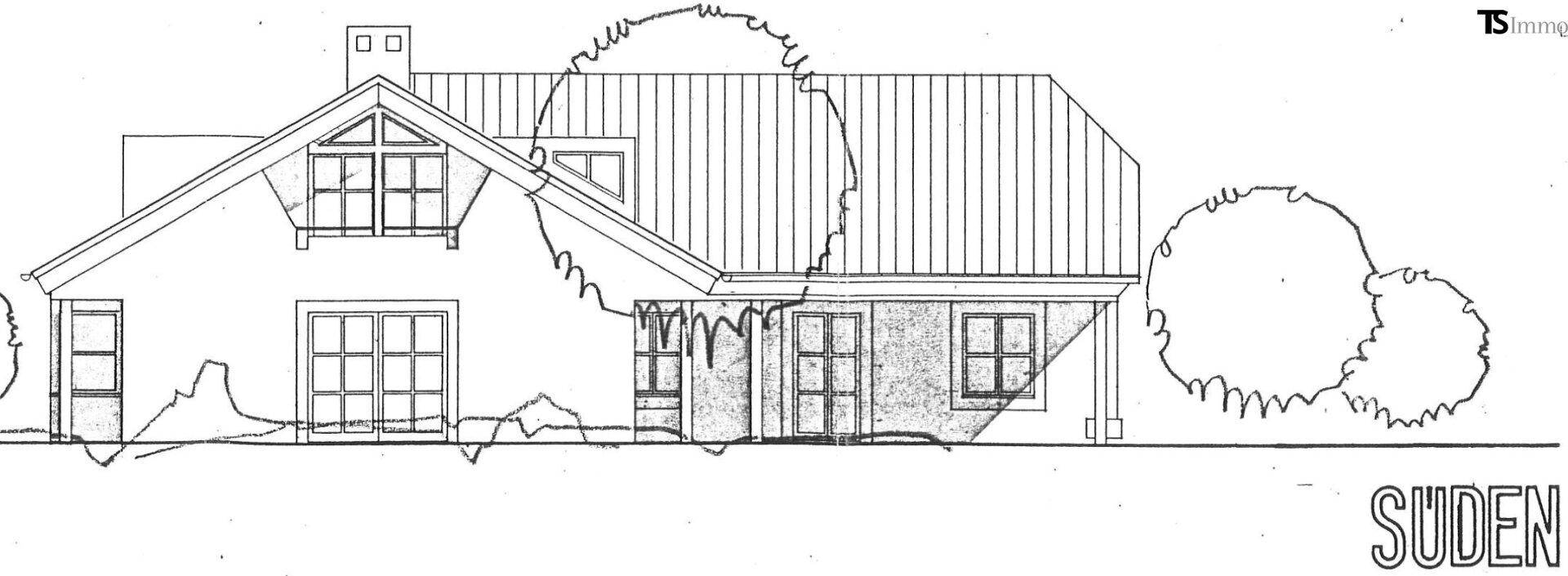 Architektonische Südansicht des Hauses mit überdachtem Bereich und mehreren Fenstern.