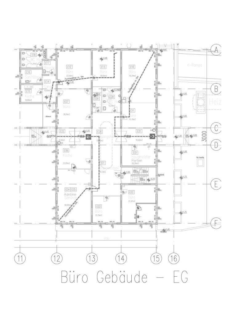 Grundriss des Erdgeschosses eines Bürogebäudes mit mehreren Büroeinheiten.