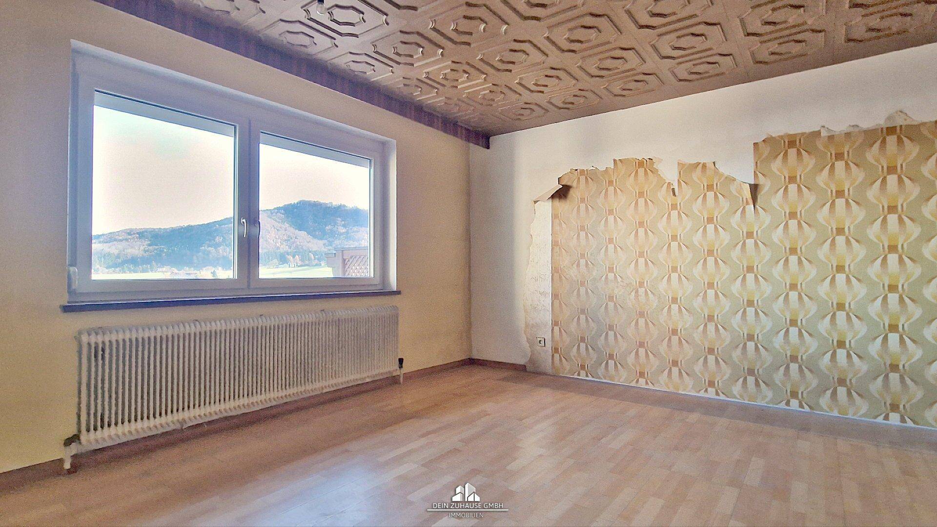 DEIN ZUHAUSE in Gmunden am Traunsee: Sommerfrische erleben - Teilsaniertes Reihenhaus am Stadtrand, Zweitwohnsitz möglich - Ansicht 4
