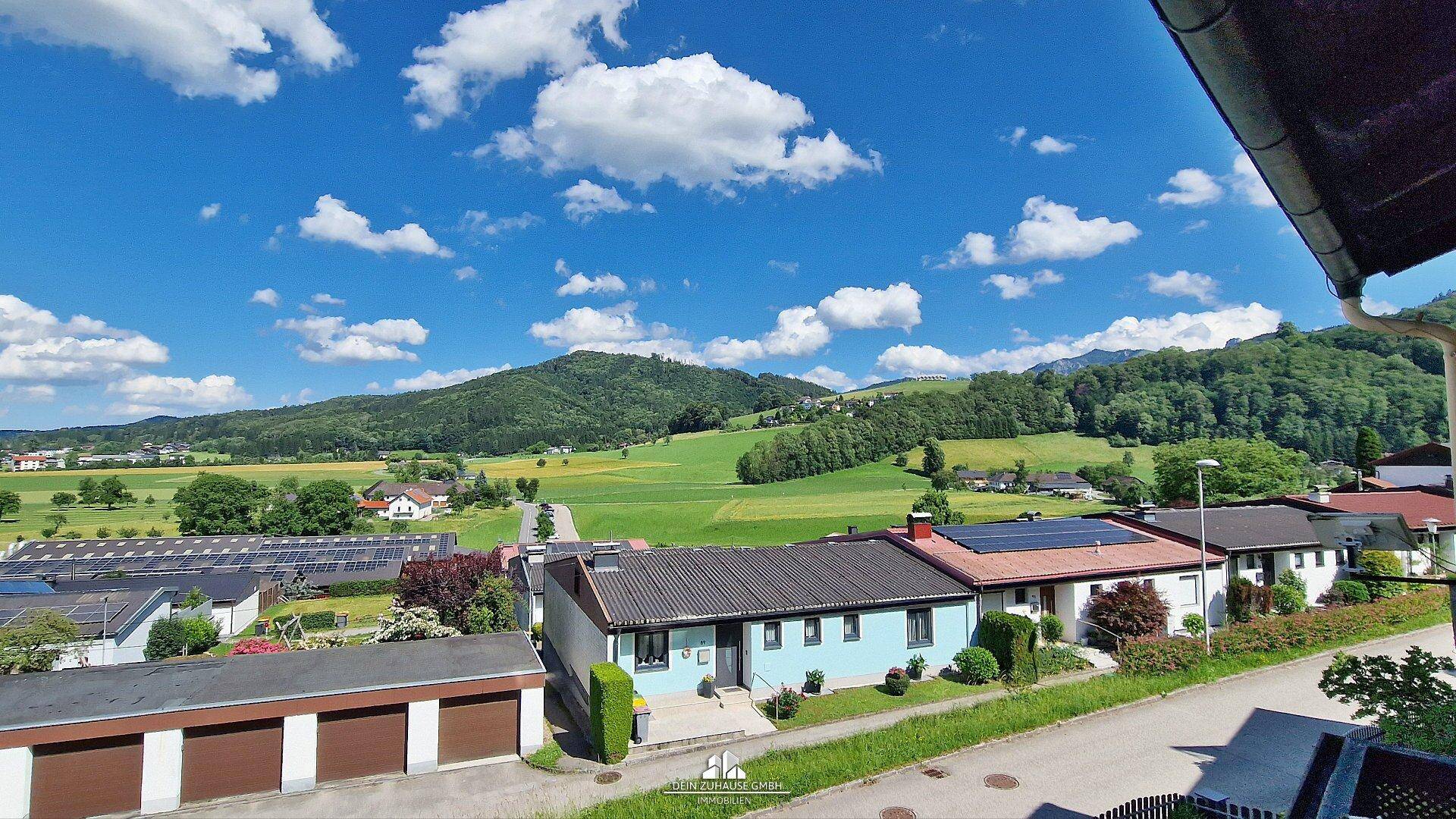 DEIN ZUHAUSE in Gmunden am Traunsee: Sommerfrische erleben - Teilsaniertes Reihenhaus am Stadtrand, Zweitwohnsitz möglich - Ansicht 6