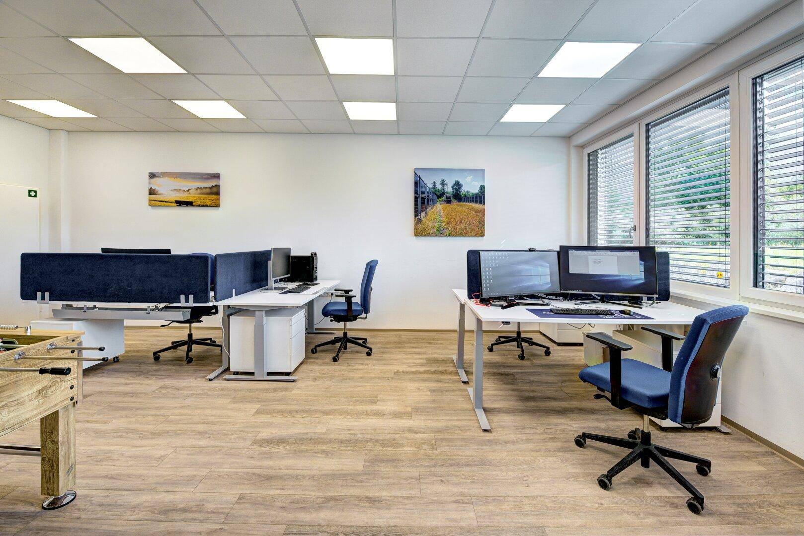 Büro 1