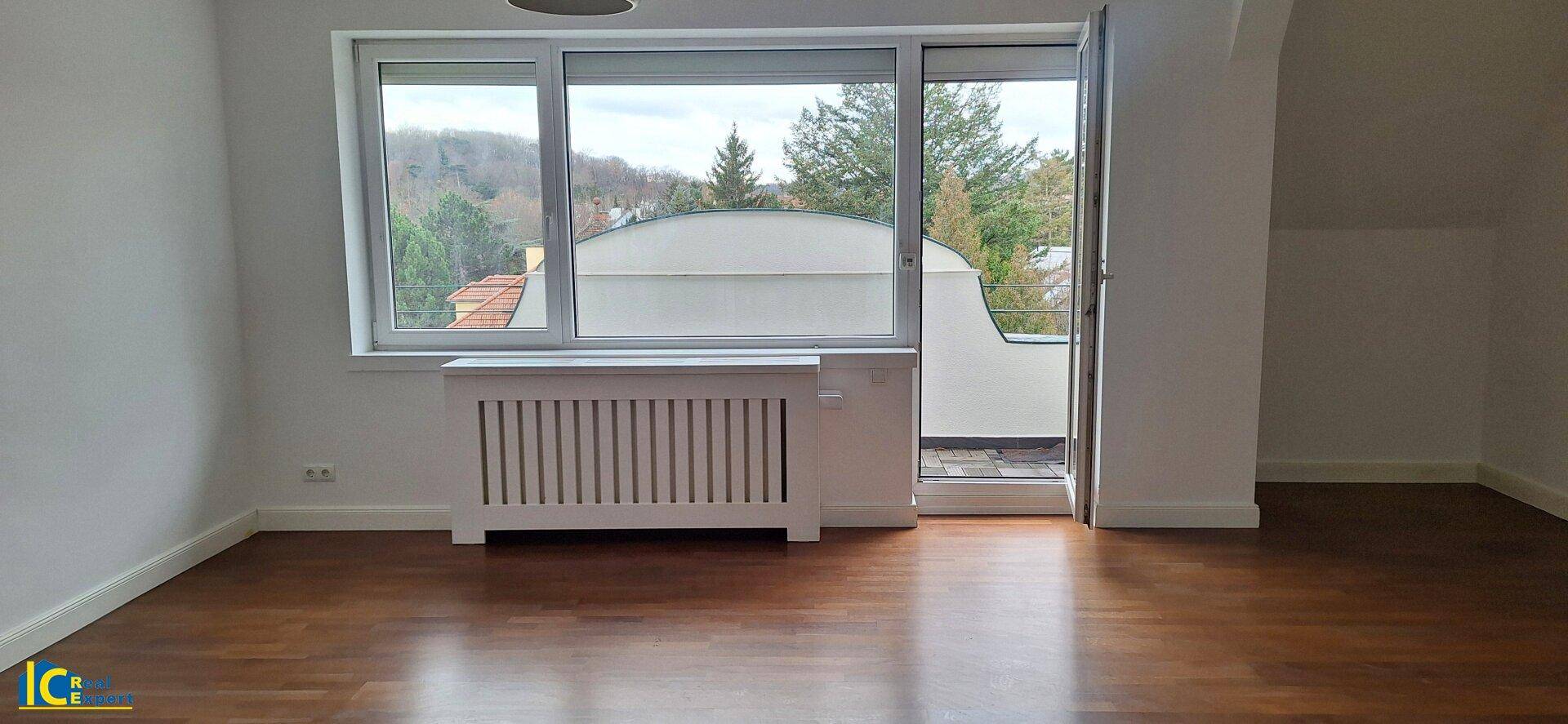 Wohnsalon mit Terrassenzugang