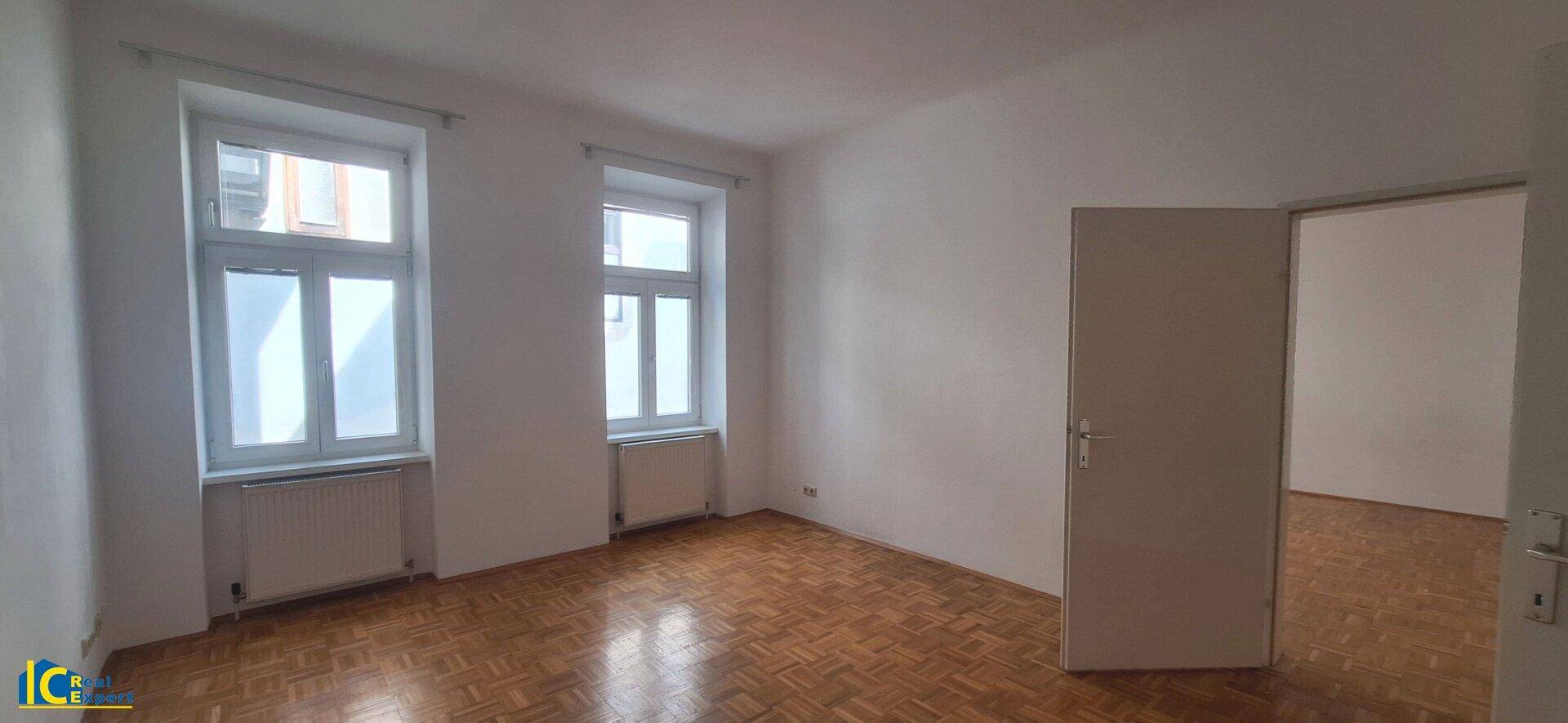 Ostseitige Zimmer