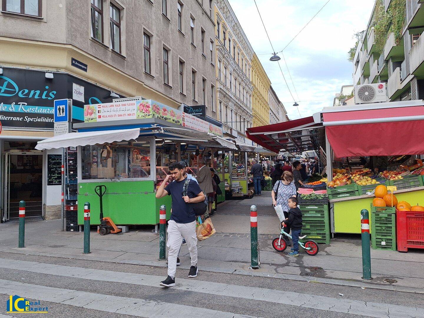 Nur 500 m zum Brunnenmarkt