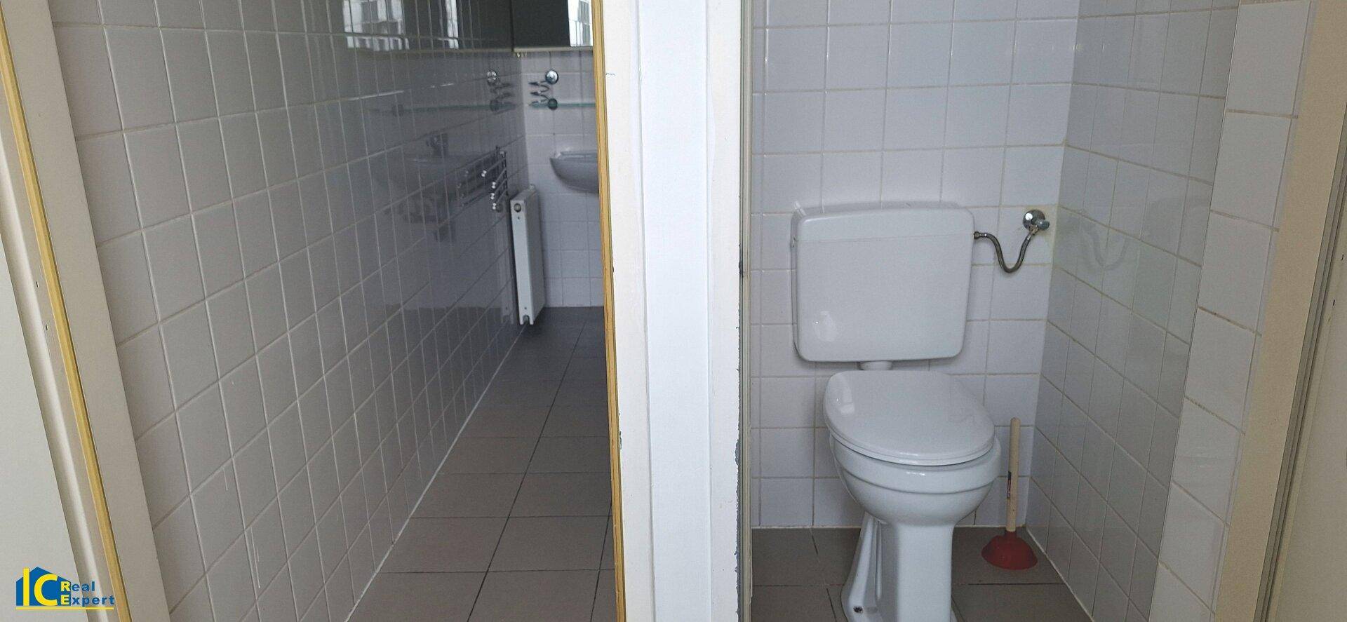 Bad und WC sind getrennt