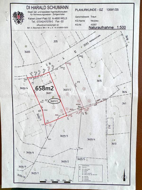 Offizieller Katasterplan mit Grundstücksgrenzen, Flurstücksnummern und Vermessungsdetails.