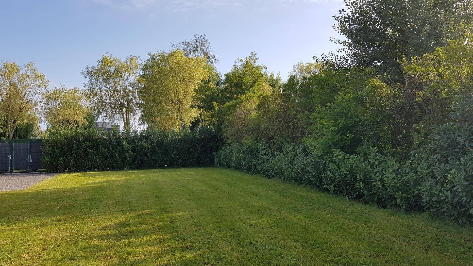 PROVISIONSFREIES Baugrundstück mit direktem Seezugang, Bootsgarage und luxuriösen Poolhaus - Ansicht 5