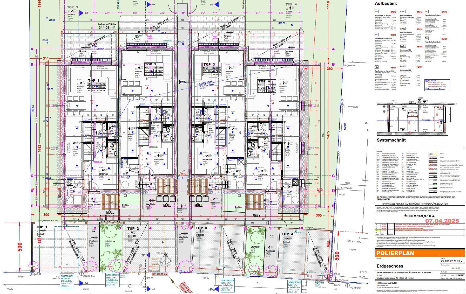 Detaillierter Polierplan des Erdgeschosses mit Grundrissen von vier Reihenhauseinheiten und Carports.