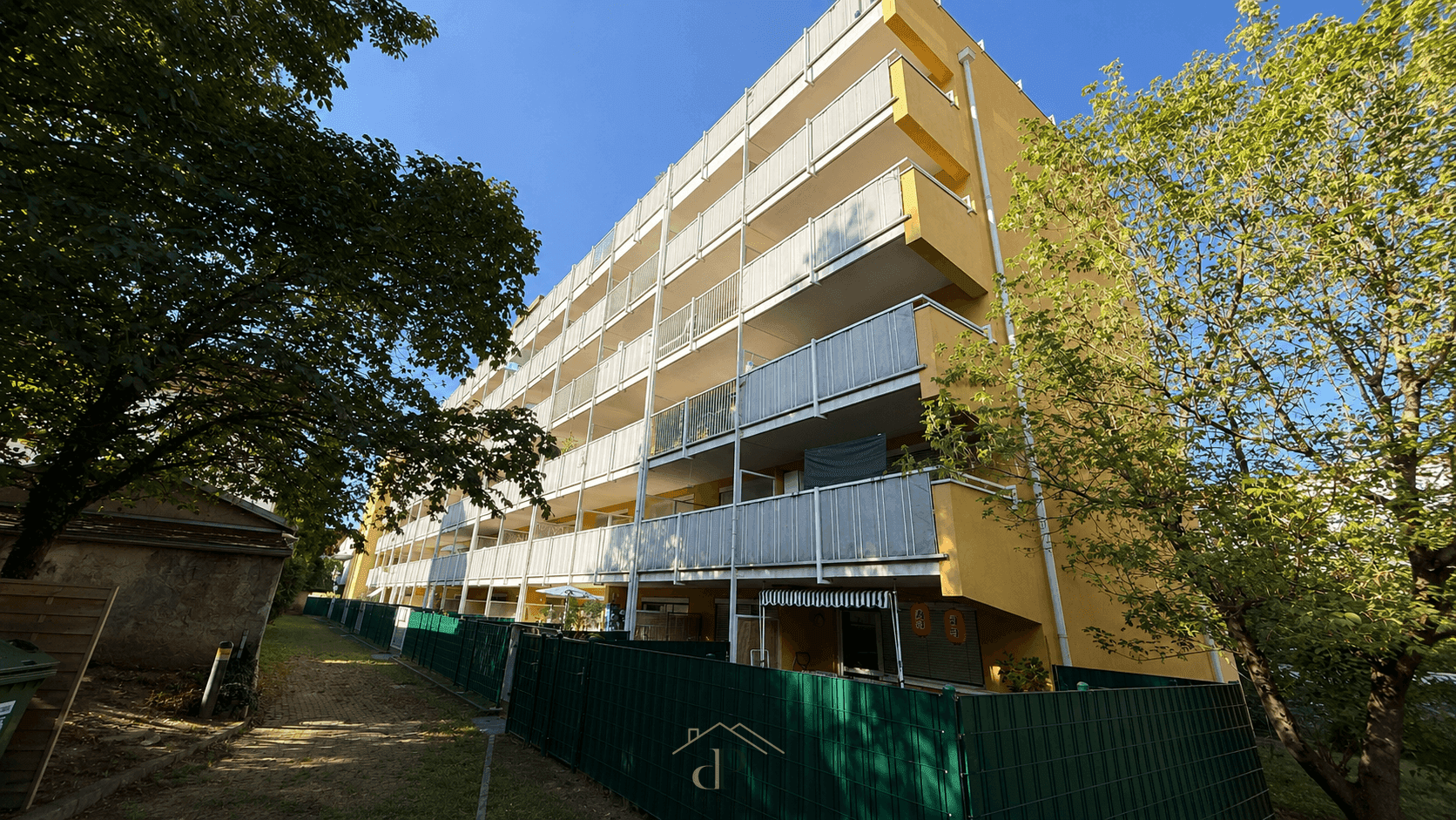Gebäude