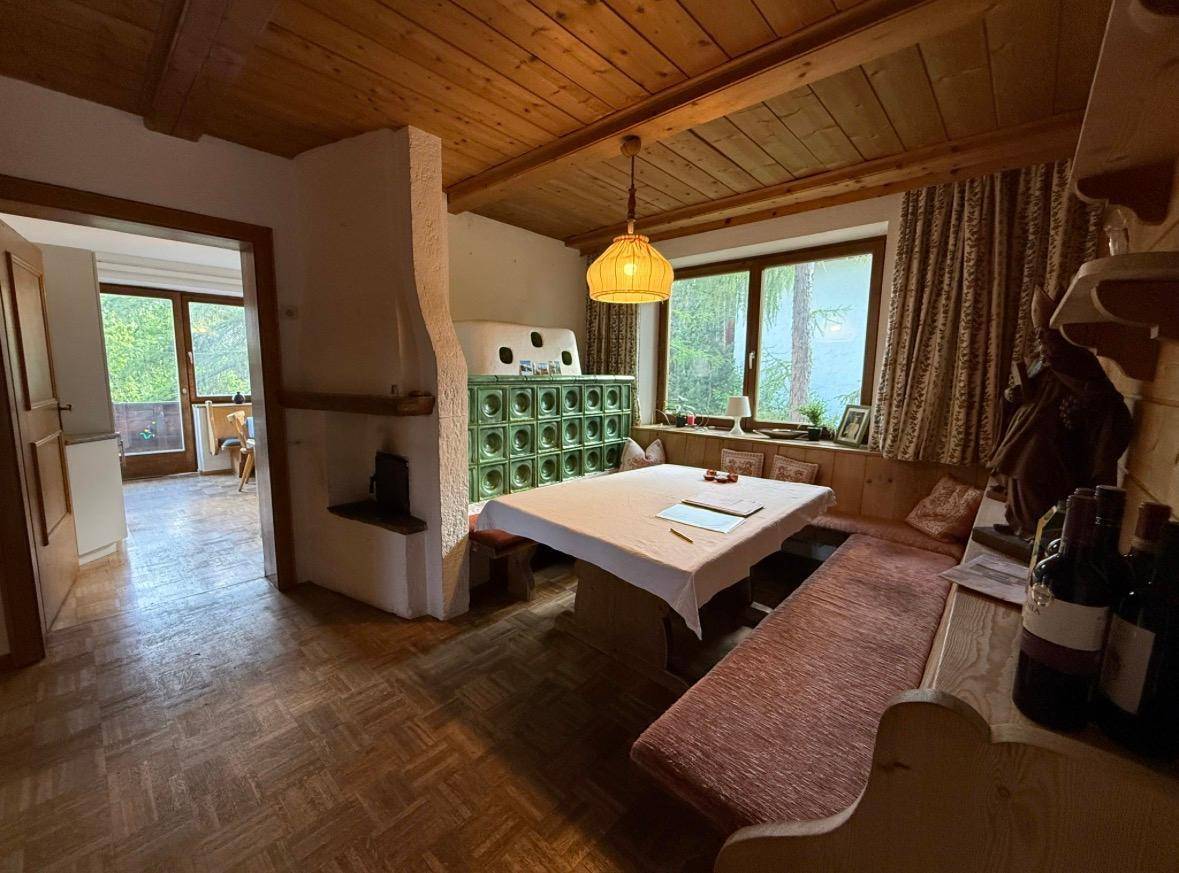 Großes Grundstück in sonniger Hanglage mit traumhafter Aussicht – pohled 6