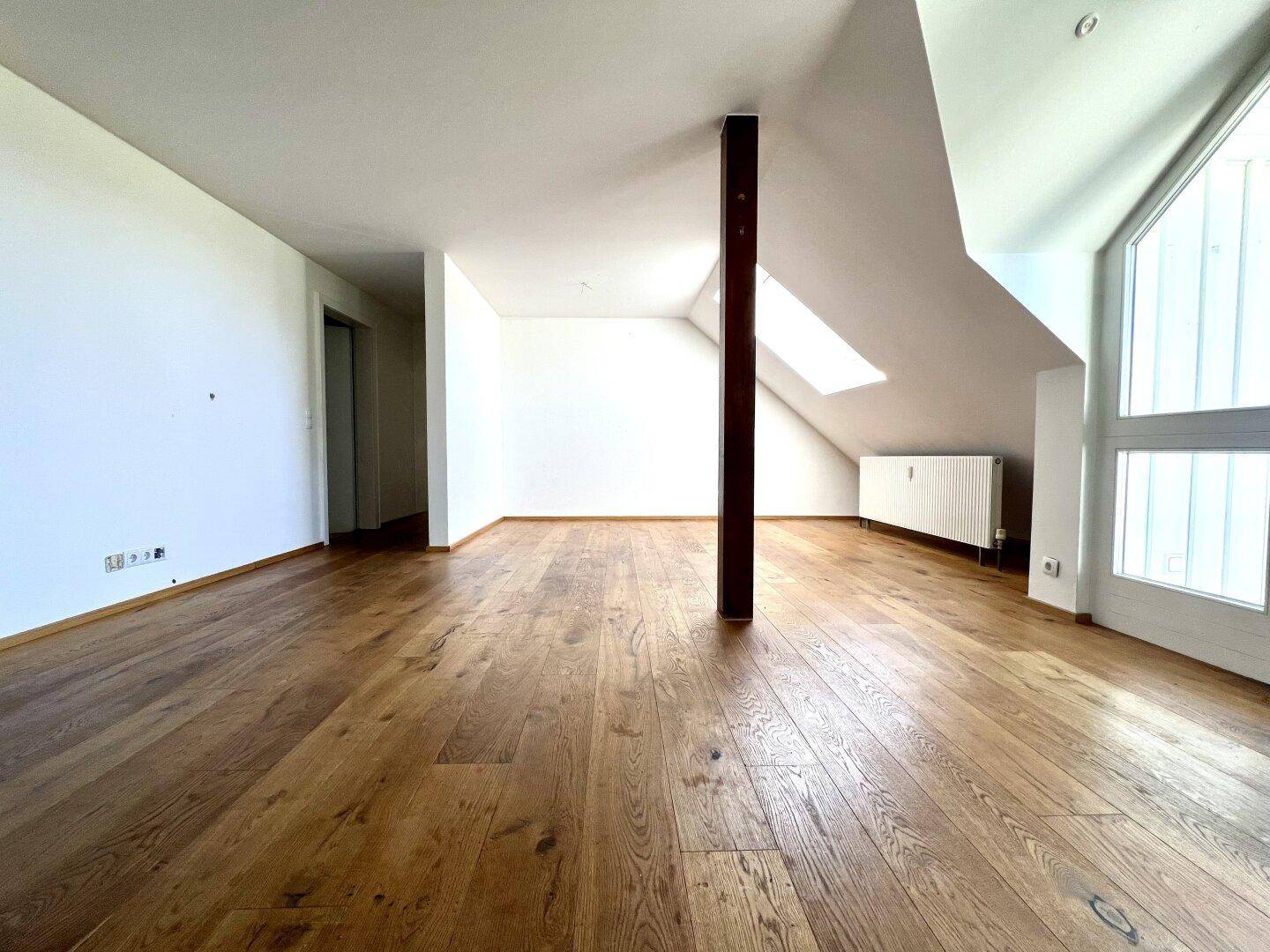 4-Zimmer-Dachgeschosswohnung mit Balkon in Hard - Ansicht 6