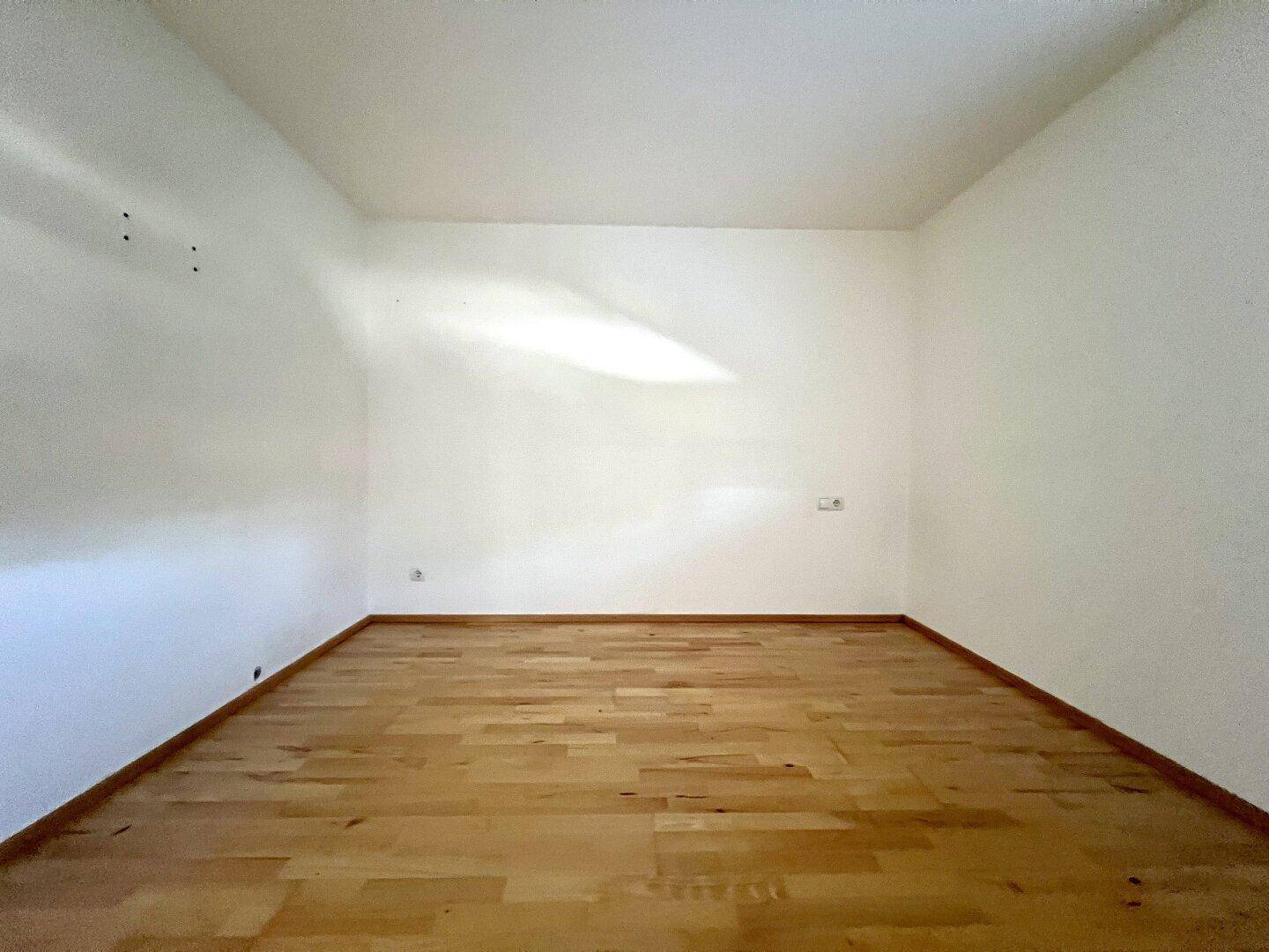 4-Zimmer-Dachgeschosswohnung mit Balkon in Hard - Mehr