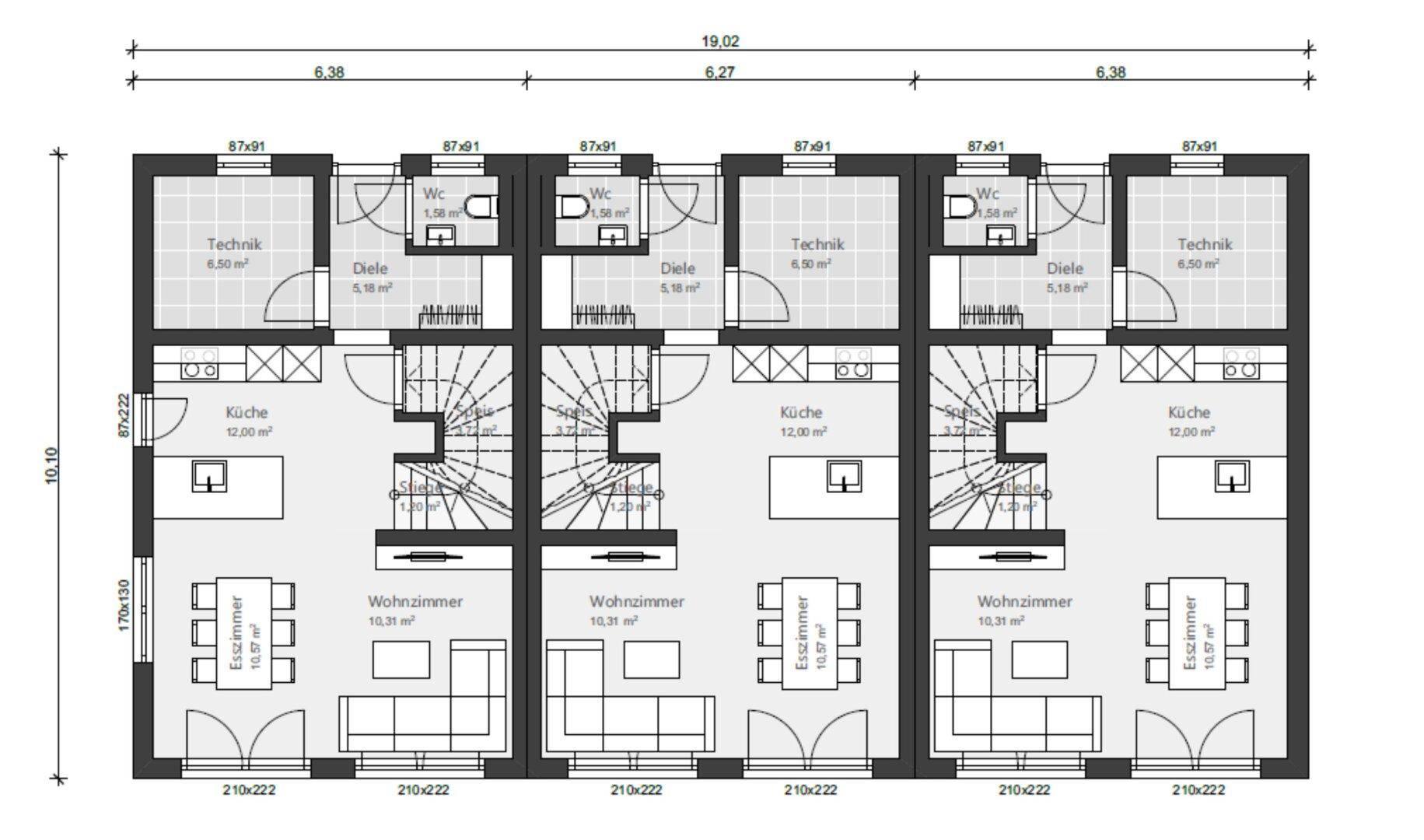 Grundriss des Erdgeschosses mit offenem Wohnbereich, Küche, Esszimmer, WC und Technikraum.