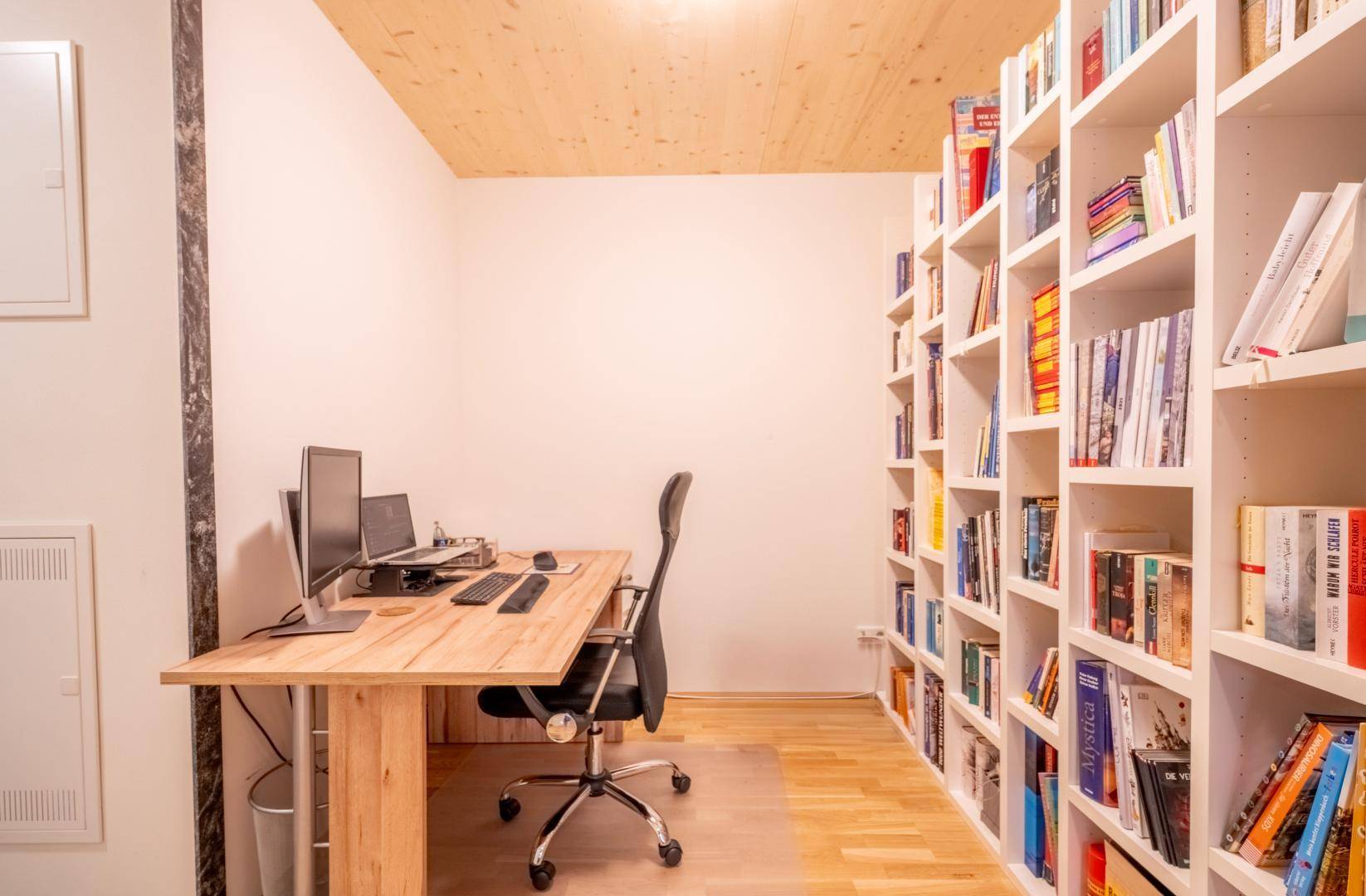 Flur/Office