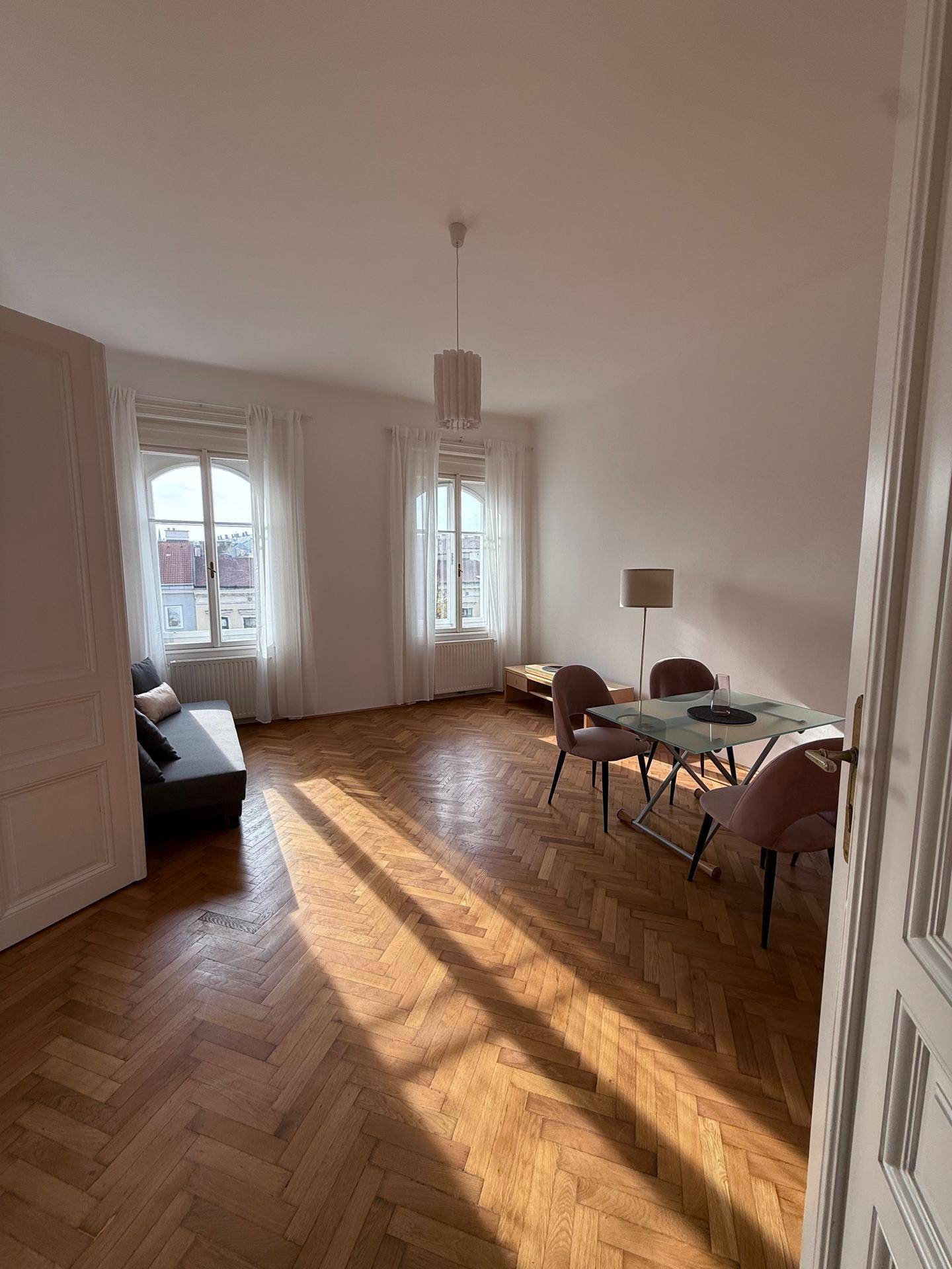 Stilvolles Altbau-Apartment - voll-möbliert zur Kurzzeitmiete - Ansicht 5