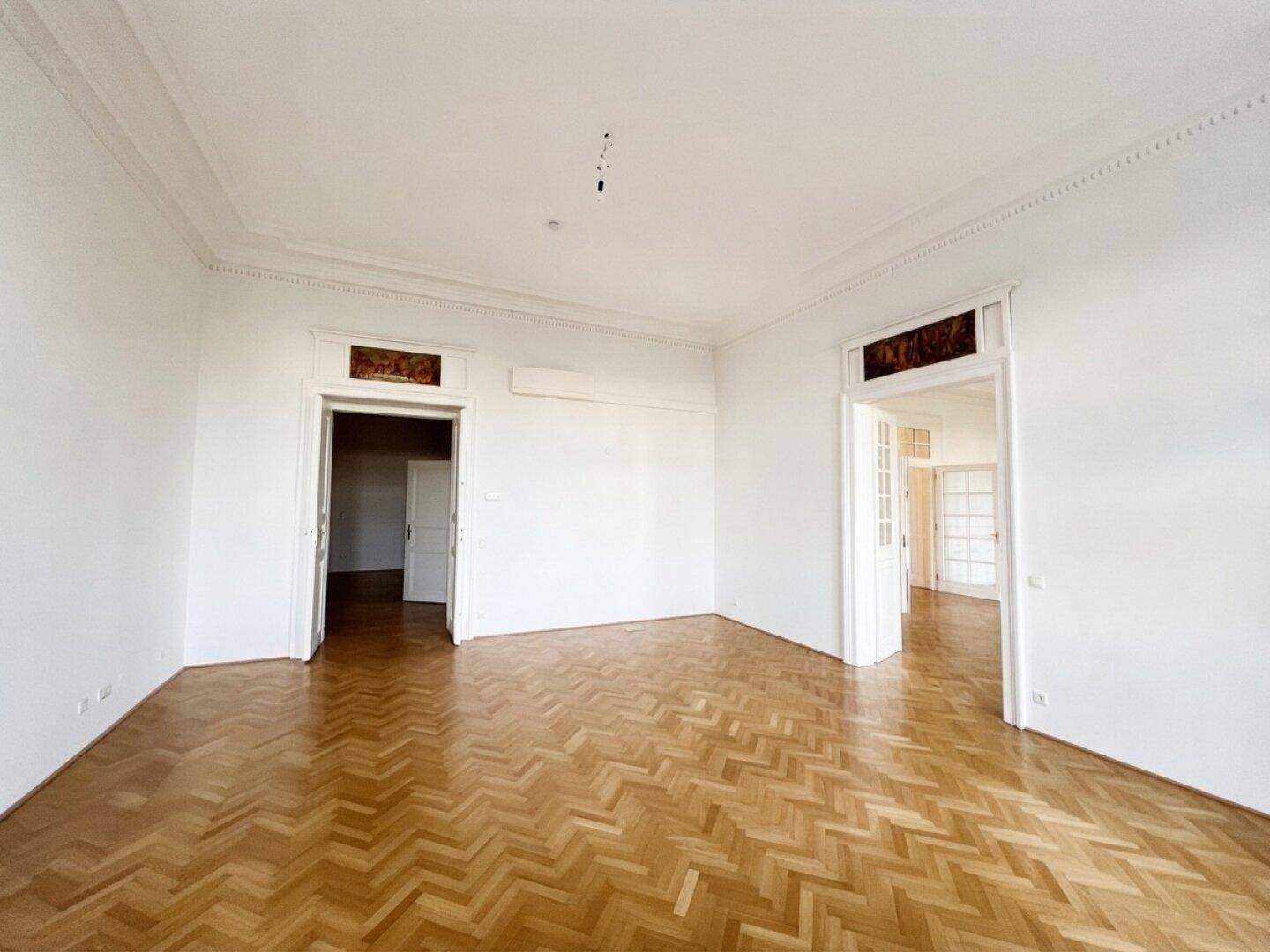 Master Bedroom2