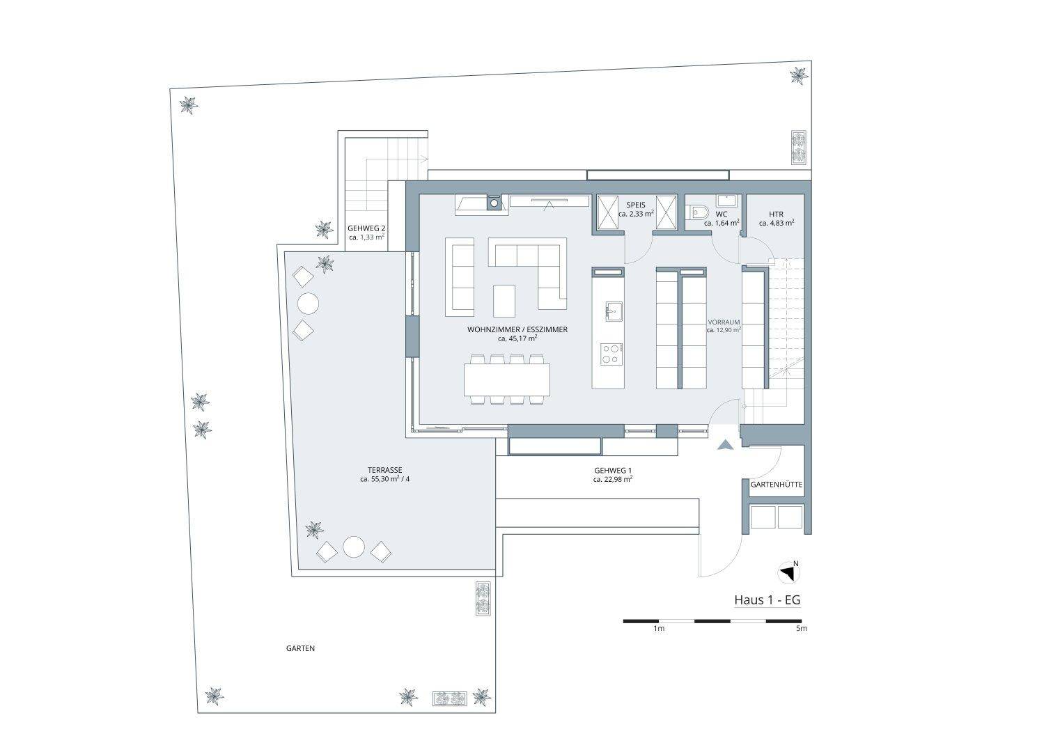 Grundriss des Erdgeschosses mit offenem Wohn-/Esszimmer, Küche, Terrasse und Garten.