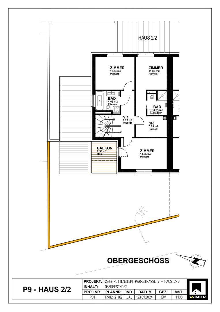 Grundriss des Obergeschosses mit drei Zimmern, zwei Bädern und einem Balkon.