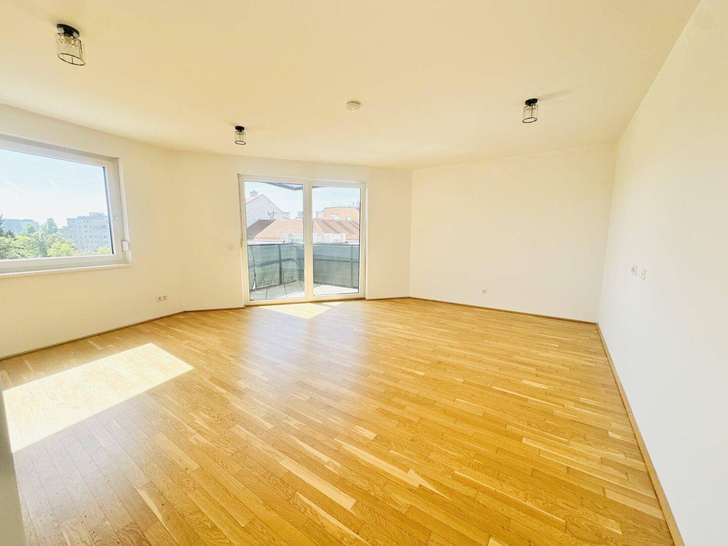 AB SOFORT BEZIEHBAR!! Wohnen in Floridsdorf – Sehr geräumige 2-Zimmerwohnung + Balkon- Nähe Shopping City Nord &amp; Klink Floridsdorf! - Ansicht 3