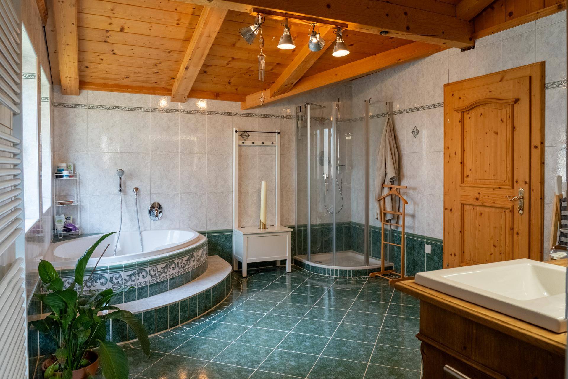 Sehenswertes Landhaus mit Panoramablick auf den Ossiacher See - Widok 6