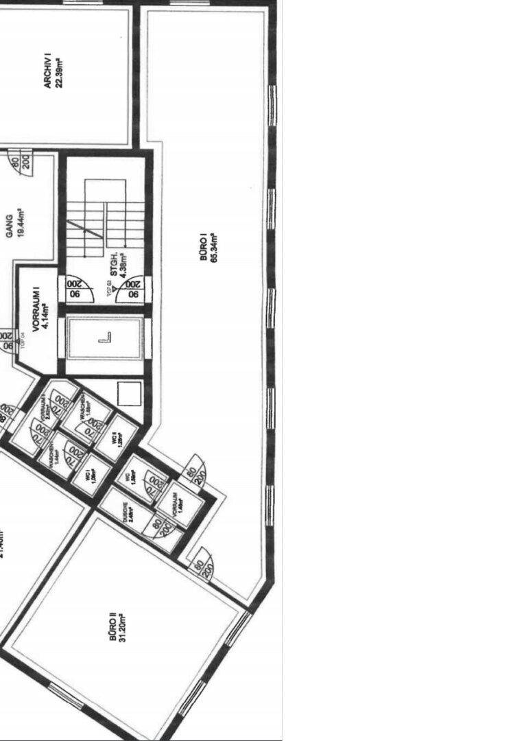Grundrissplan zeigt die Aufteilung der Büroräume, Archiv und Sanitärbereiche auf einer Etage.