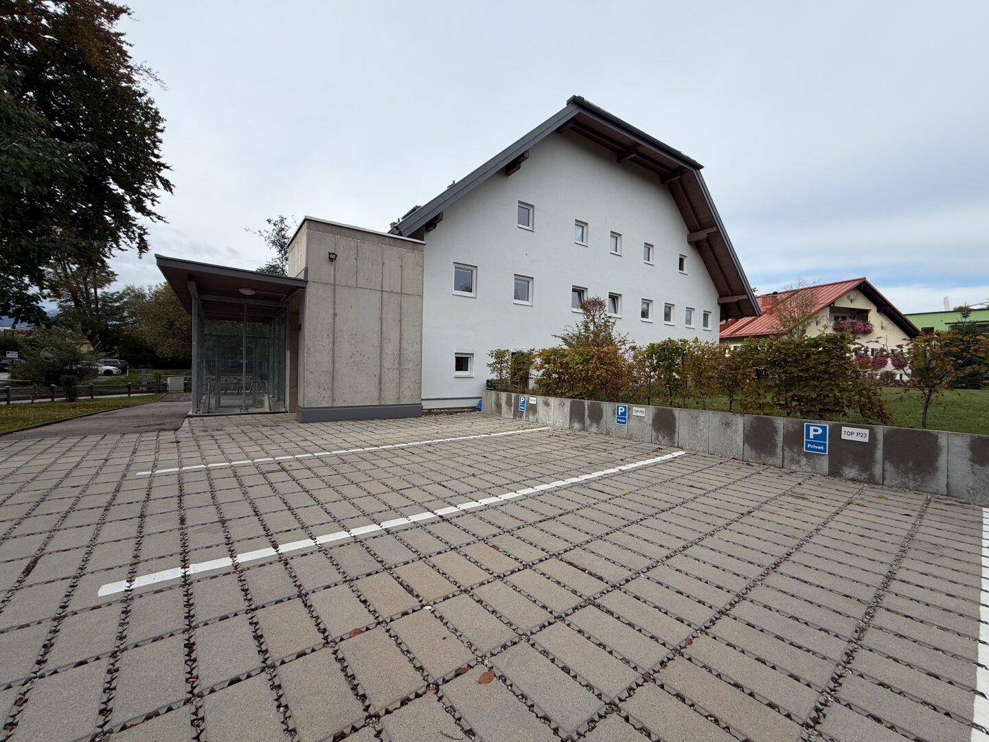 stressfrei Parken in Salzburg - Außenstellplatz zu vermieten!